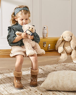 BOTTINES FILLE AVEC COL FAUSSE FOURRURE CAMEL GIRL TIME
