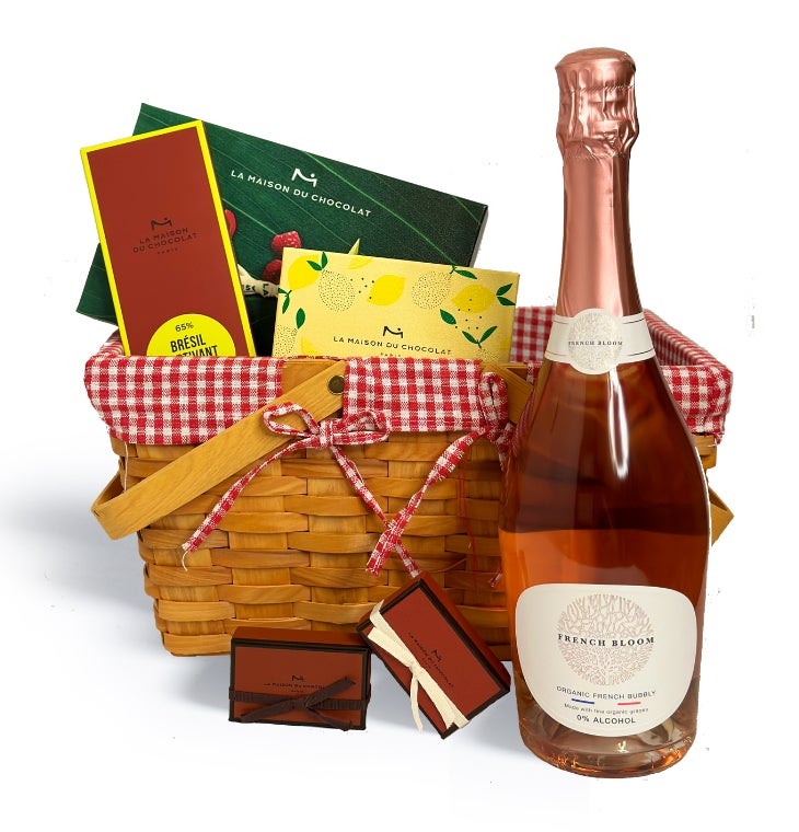 The La Vie en Rosé Summer Picnic Basket