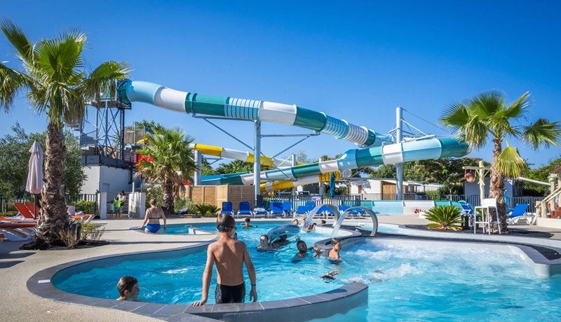 Toboggans et espace aquatique du camping Le Nid d’Été en Vendée